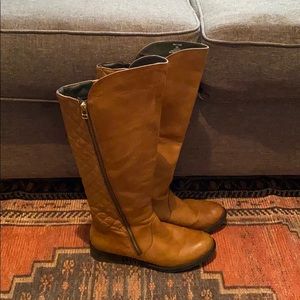 Steve Madden Northsoe Boots Size 9.5